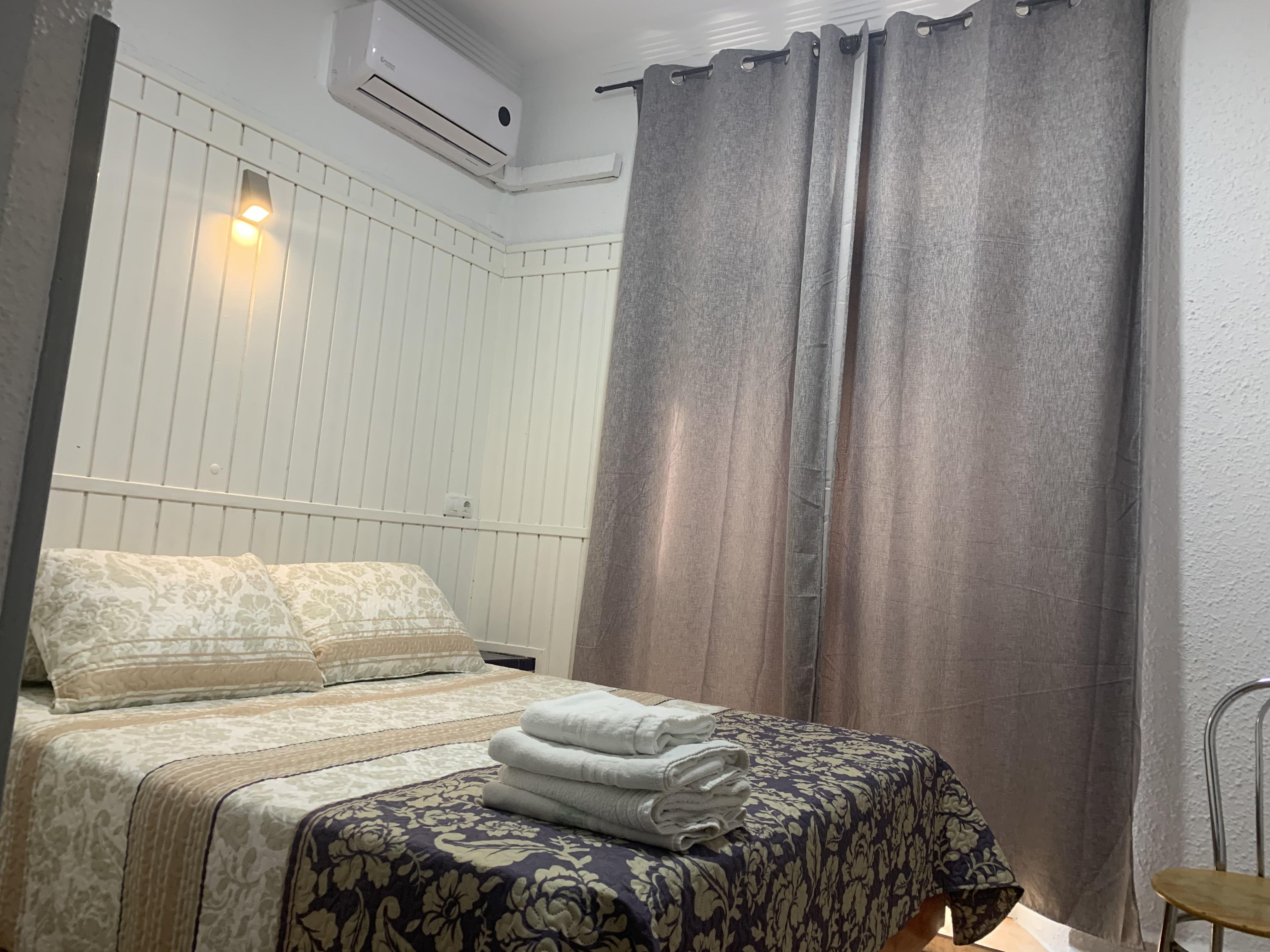 Hostal Alcobia Seville Luaran gambar