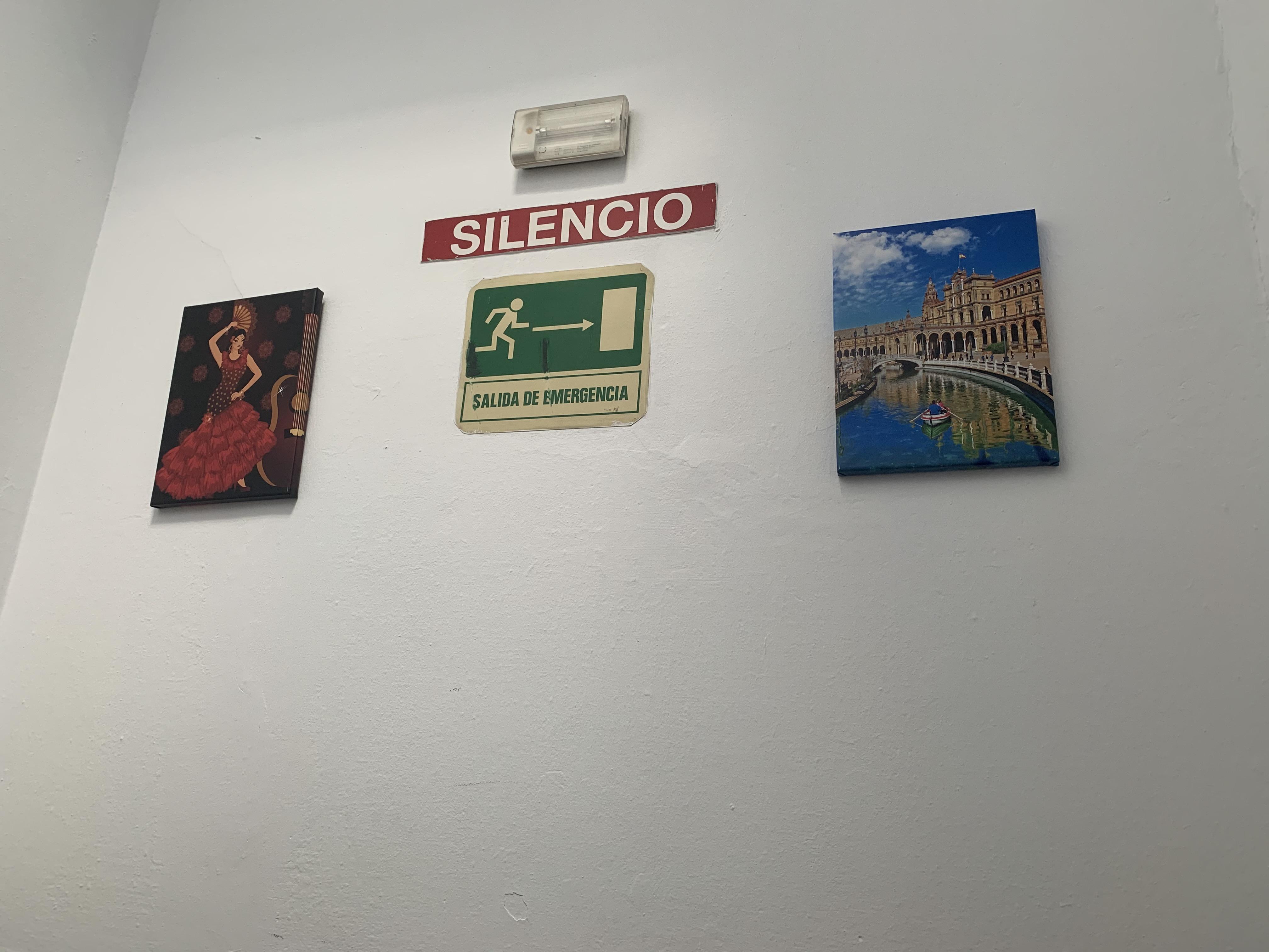 Hostal Alcobia Seville Luaran gambar