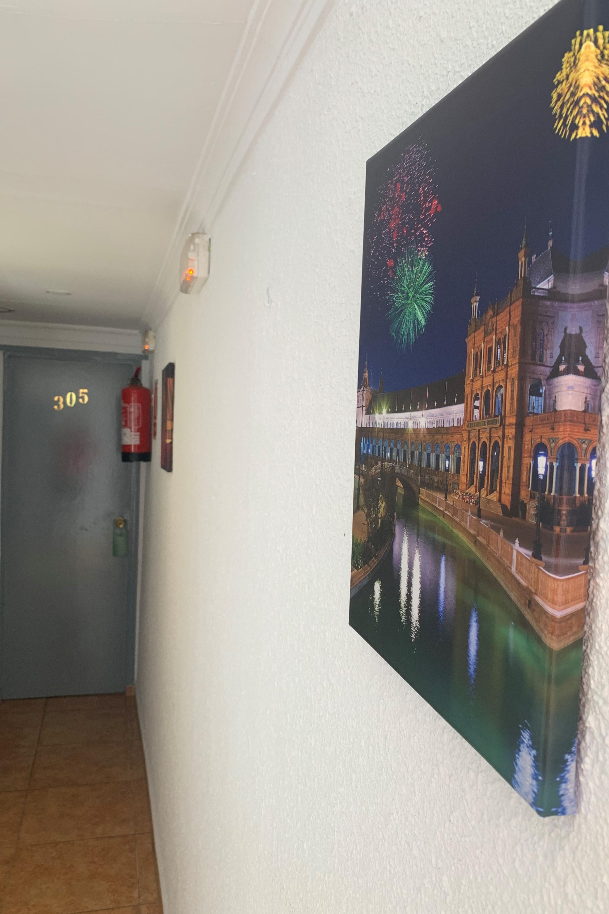 Hostal Alcobia Seville Luaran gambar